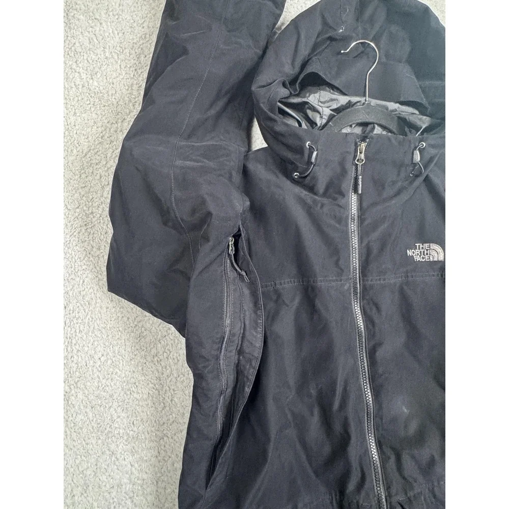 The North Face Jacket Mens‎ Medium Black Hooded Insulated Pit Zips NF0A2TC6